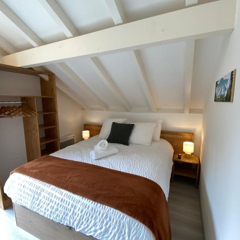 Chalet Vertpheny Spa & Terrasse à 500m du Lac de Gérardmer - Chalet - 4