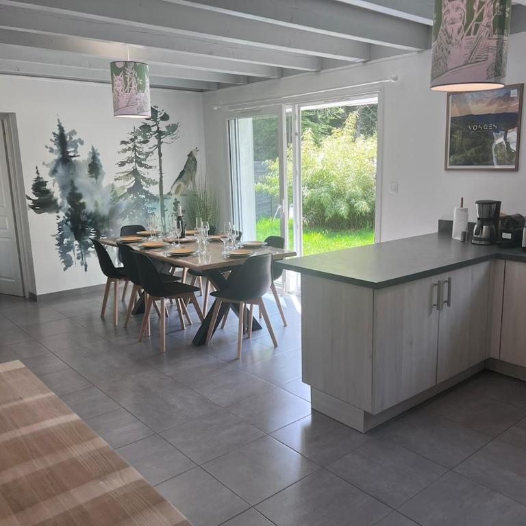 Chalet Vertpheny Spa & Terrasse à 500m du Lac de Gérardmer - Chalet - 10