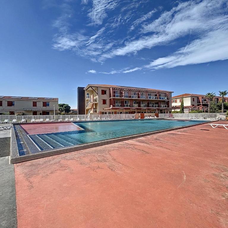 3304-T3 dans une résidence avec piscine - Appartement 2 Chambres - 4