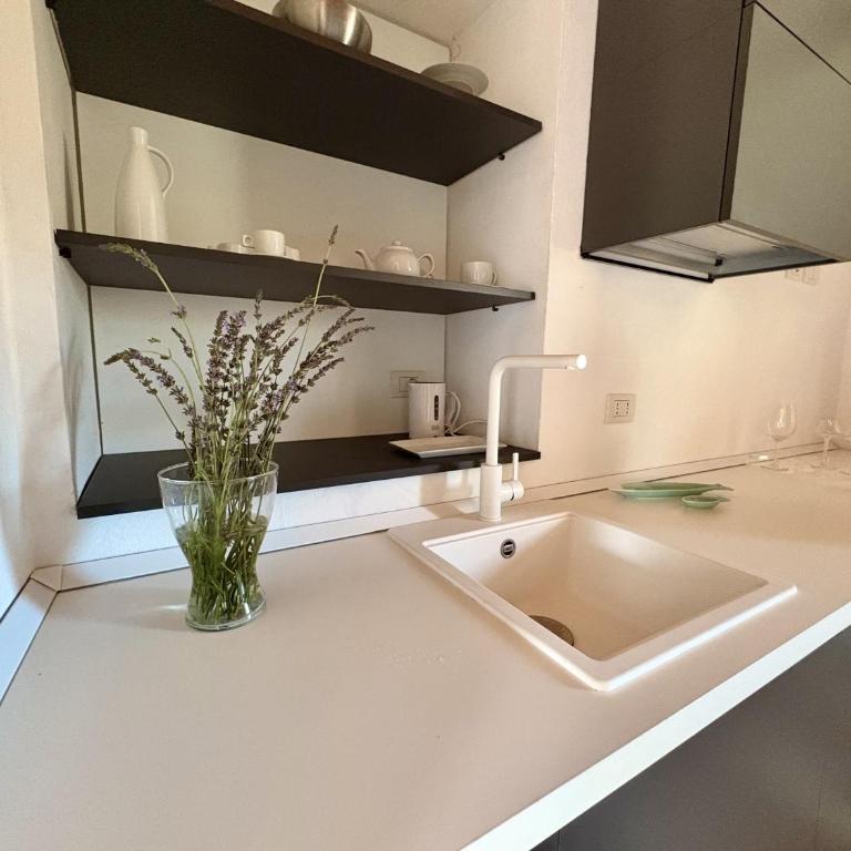 Torre Dantona Country Suites - Studio with Garden View - 9