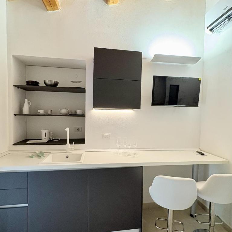 Torre Dantona Country Suites - Studio with Garden View - 12