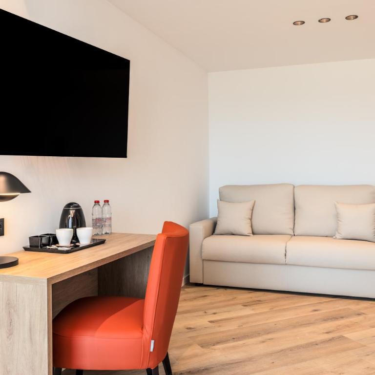 Ohtels Gran Hotel Almeria - Suite Junior - 8