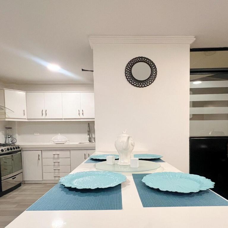 Sky Loft 3 cuadras a la UTPL 5min del centro - Three-Bedroom Apartment - 5
