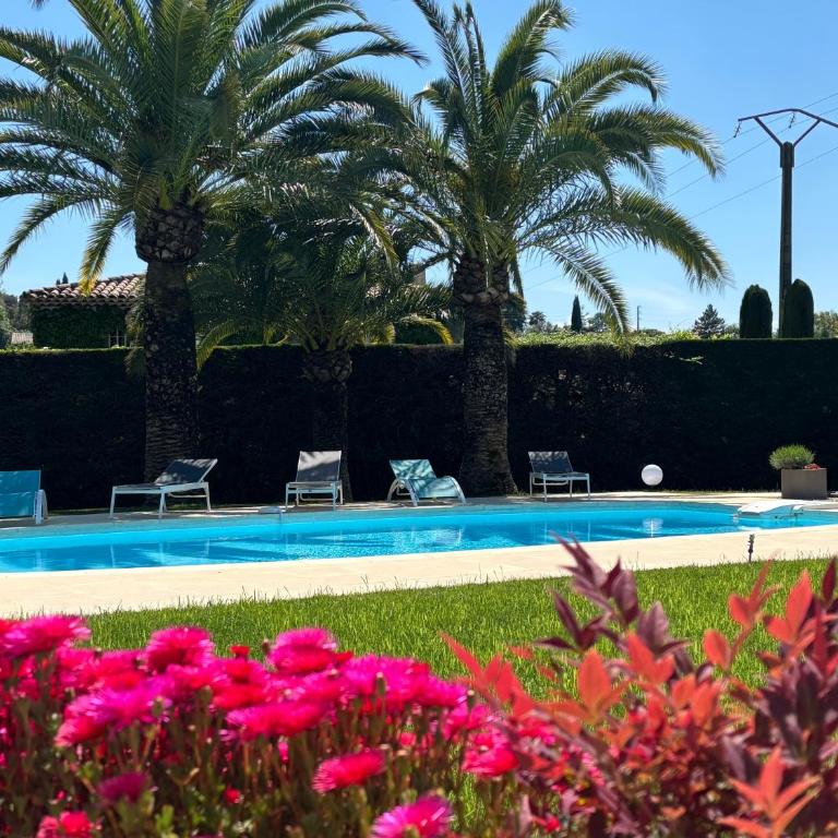 Charmante villa familiale - Villa avec Piscine Privée - 4