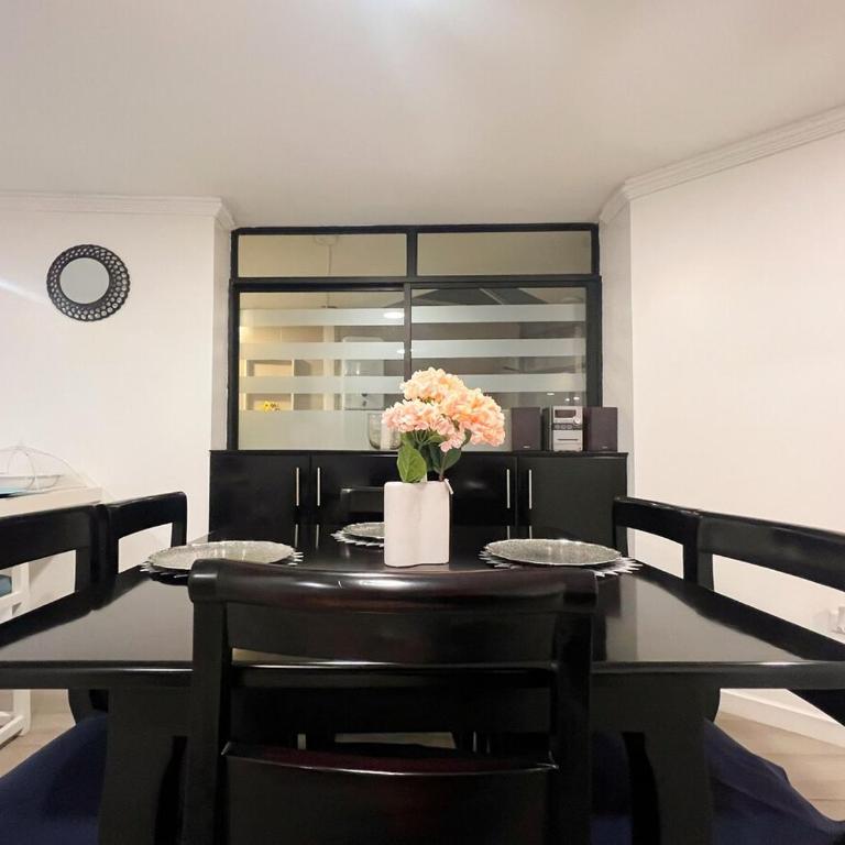 Sky Loft 3 cuadras a la UTPL 5min del centro - Three-Bedroom Apartment - 22