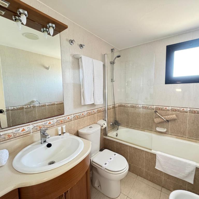 Macdonald Doña Lola Resort - Apartamento Superior Extra con 2 dormitorios, terraza y vistas al mar - 12