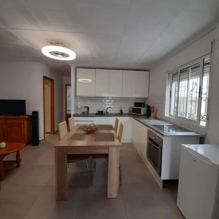 3-bedroom house in Torrevieja - Casa con 3 Camere da Letto - 2