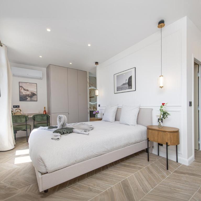Suite Deluxe - Monaco - Vue Mer - HD - Appartement 1 Chambre - 2