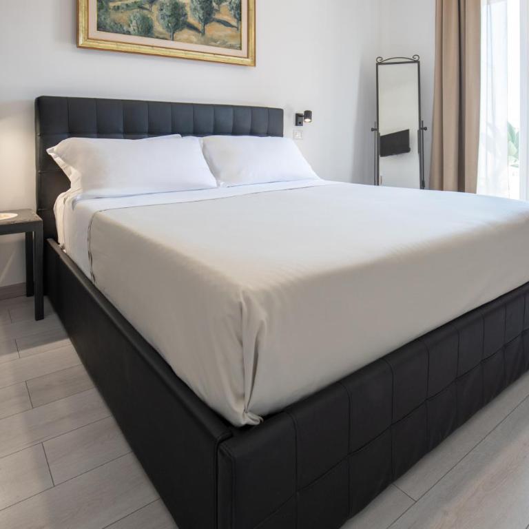 Catania Over Time - Tourist Rooms - Double Room with Balcony - 3