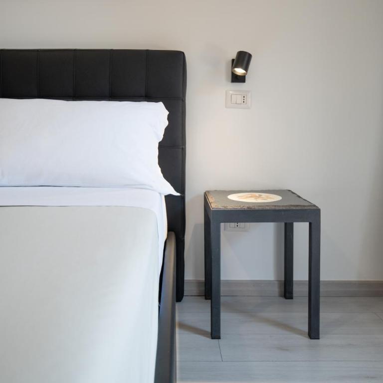 Catania Over Time - Tourist Rooms - Double Room with Balcony - 18