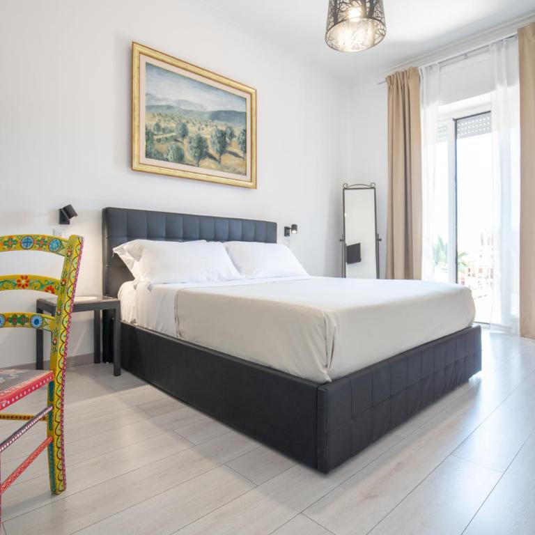 Catania Over Time - Tourist Rooms - Double Room with Balcony - 26