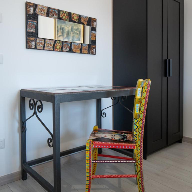 Catania Over Time - Tourist Rooms - Double Room with Balcony - 34