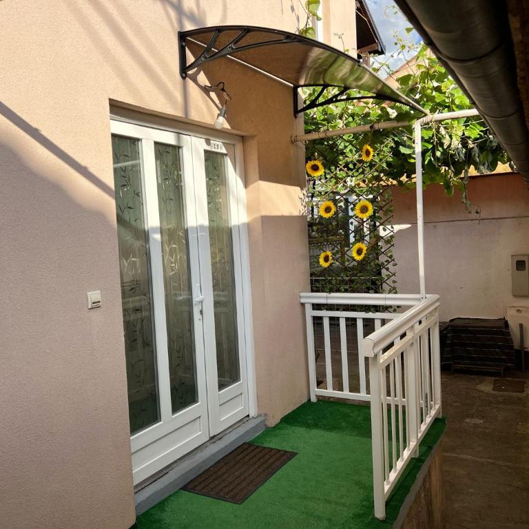 House Dea - Three-Bedroom Townhouse - 32