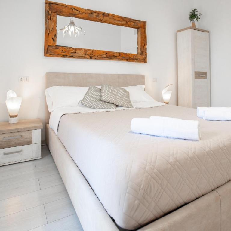 Catania Over Time - Tourist Rooms - Double Room with Private External Bathroom - 23