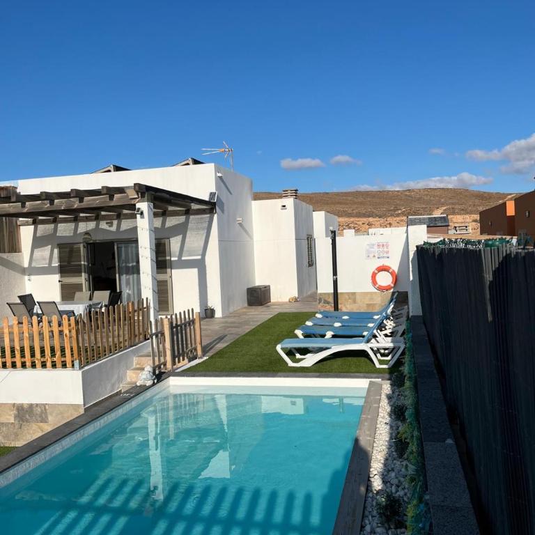 Family Dreams - Private heated pool with additional cost - Three-Bedroom Villa - 3