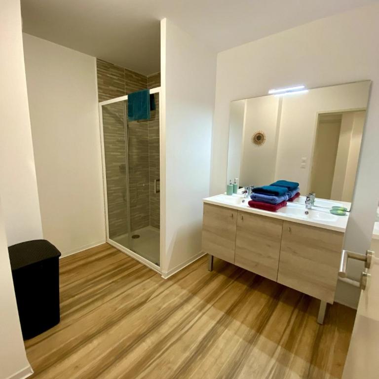 Appartement Neuf, Plage & Centre-Ville à Pied - Two-Bedroom Apartment - 16