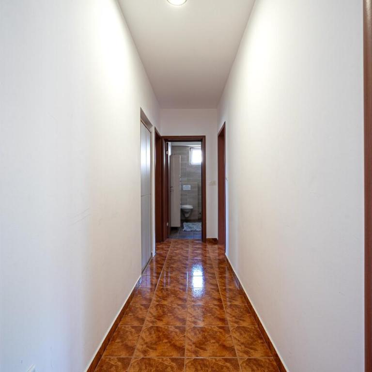 City Sky Apartment - Apartman sa 3 Spavaće Sobe i Balkonom - 10