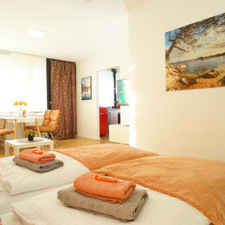 RELAX - ORANGE mit Pool und Sauna - Apartment mit 1 Schlafzimmer - 16