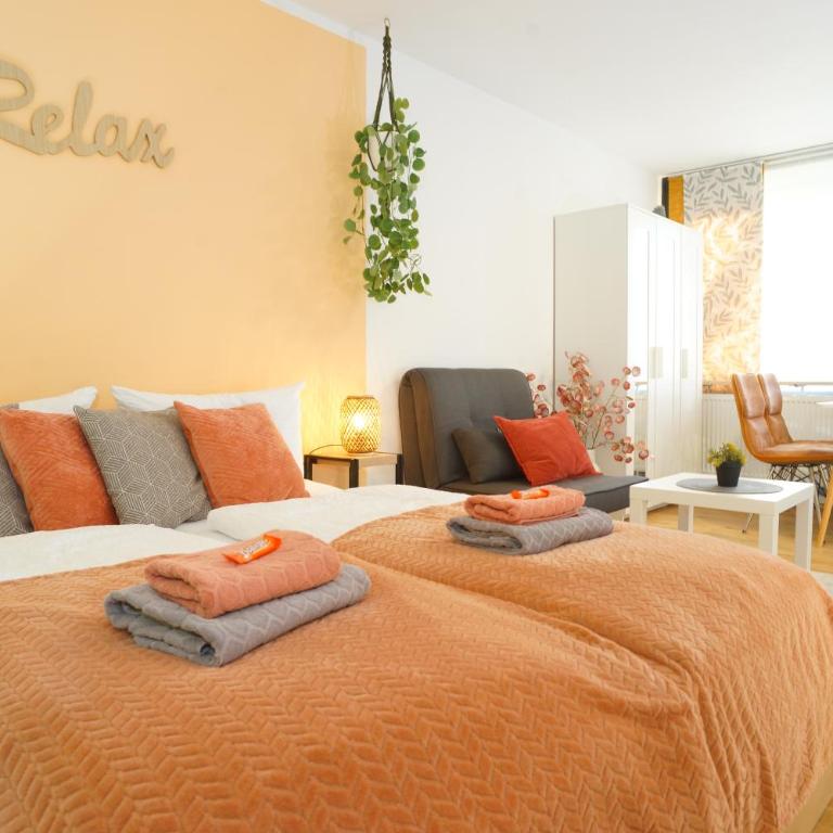RELAX - ORANGE mit Pool und Sauna - Apartment mit 1 Schlafzimmer - 2