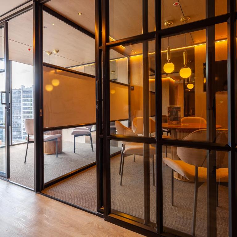 Luxury Ultramodern in club house with pool - Apartamento de 1 dormitorio - 2