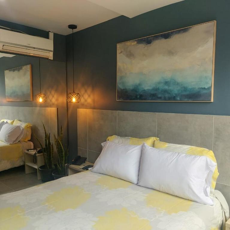 Stylish Laureles Loft in Medellin - One-Bedroom Apartment - 27