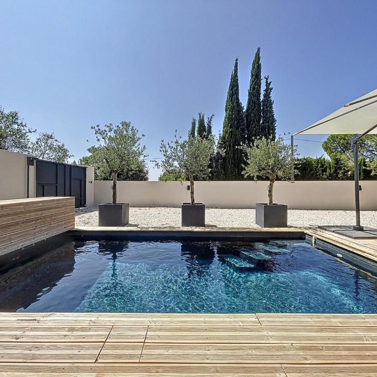 Chez NELL gîte, piscine chauffée au pied du Ventoux - Maison de Vacances 3 Chambres - 27