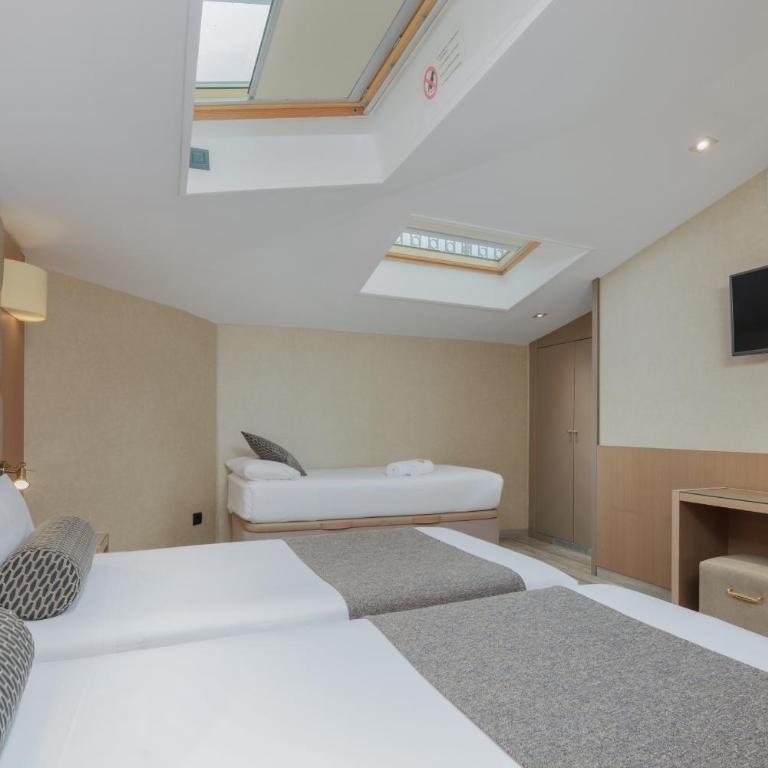 Hotel Suizo - Triple Buhardilla - 3