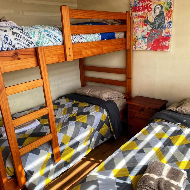 DPTO FAMILIAR, CENTRAL, con ESTACIONAMIENTO - Apartamento de 3 dormitorios - 2
