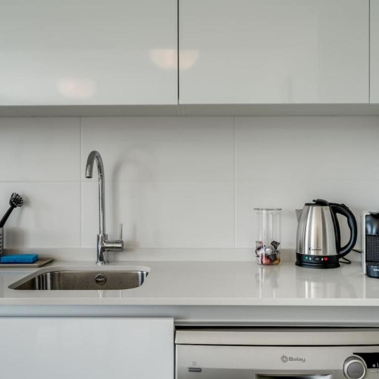 Luxury Apt. Aranya Estepona Pool and Parking - Apartment - 10