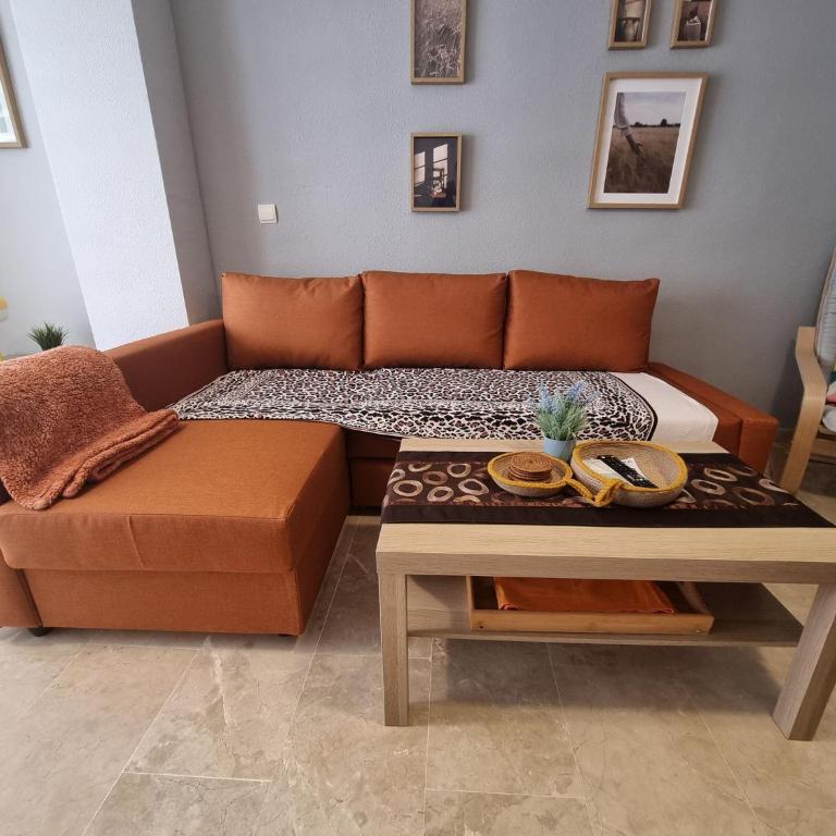 Spacious Apartment with all facilities just a few metres from the Beach - Apartment - 6