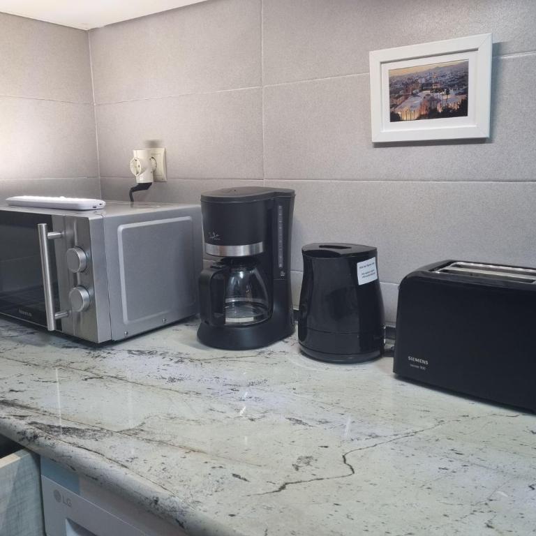 Spacious Apartment with all facilities just a few metres from the Beach - Apartment - 10