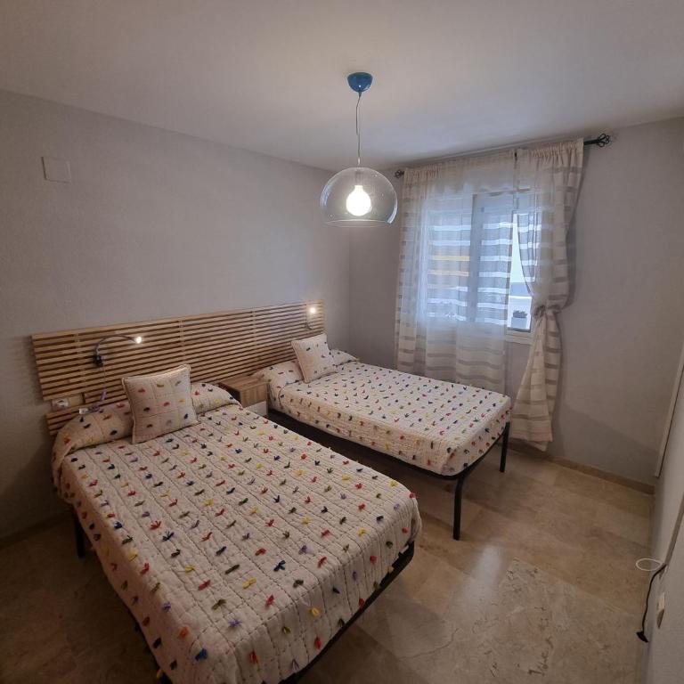 Spacious Apartment with all facilities just a few metres from the Beach - Apartment - 13