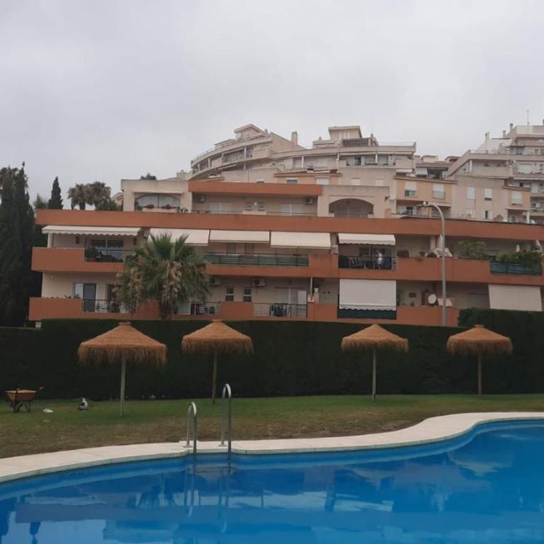 Spacious Apartment with all facilities just a few metres from the Beach - Apartment - 23