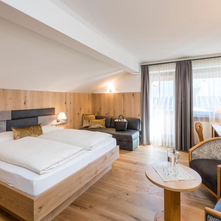 Hotel Oberbrunn - Doppelzimmer mit Balkon - 1