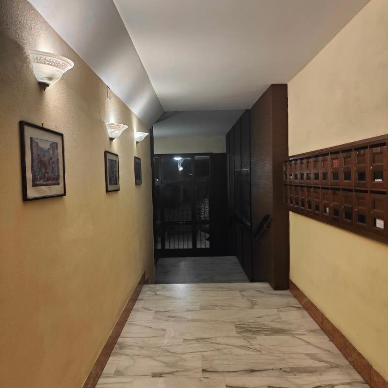 Large Apartment in Garbatella Near the Center of Rome - Two-Bedroom Apartment with City View - 27