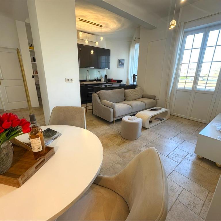 Appartement T3 grand standing à Juan Les Pins - Two-Bedroom Apartment - 1