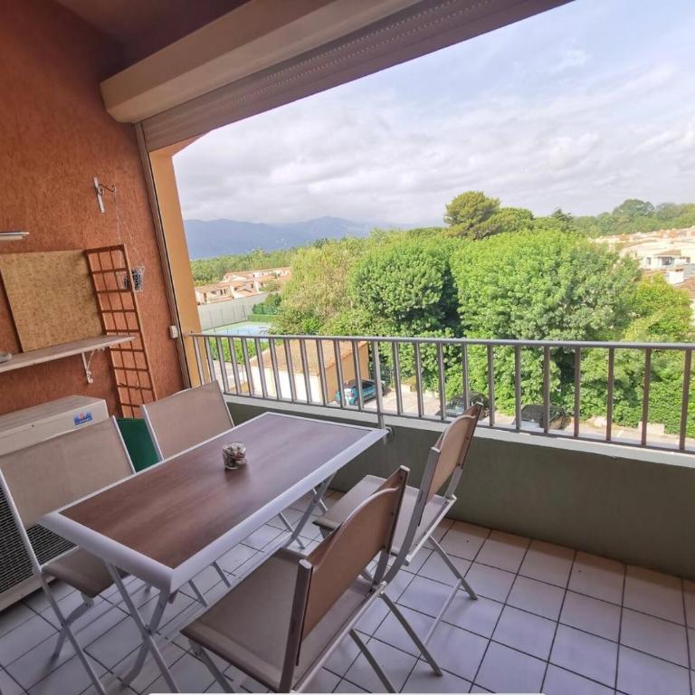 T3 - 6 personnes - Plage 350m - Piscine - Parking - Apartment mit 2 Schlafzimmern - 8