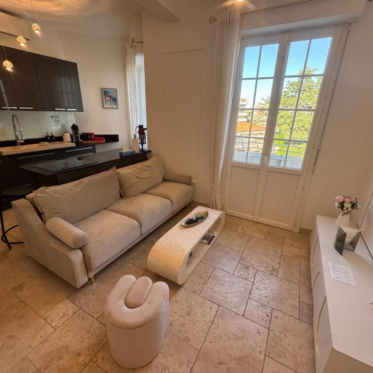 Appartement T3 grand standing à Juan Les Pins - Two-Bedroom Apartment - 8