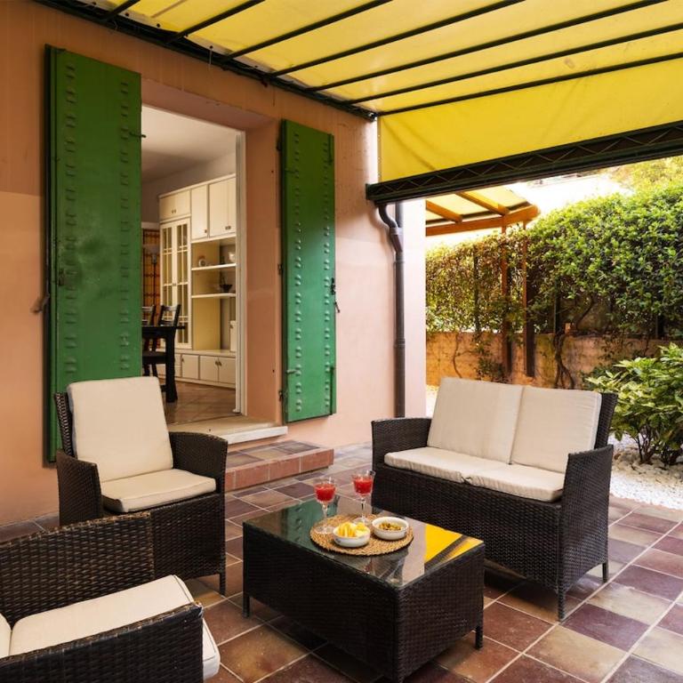 The Garden's Home-Casa Rimini Marina centro - Two-Bedroom Apartment with Garden View - 24