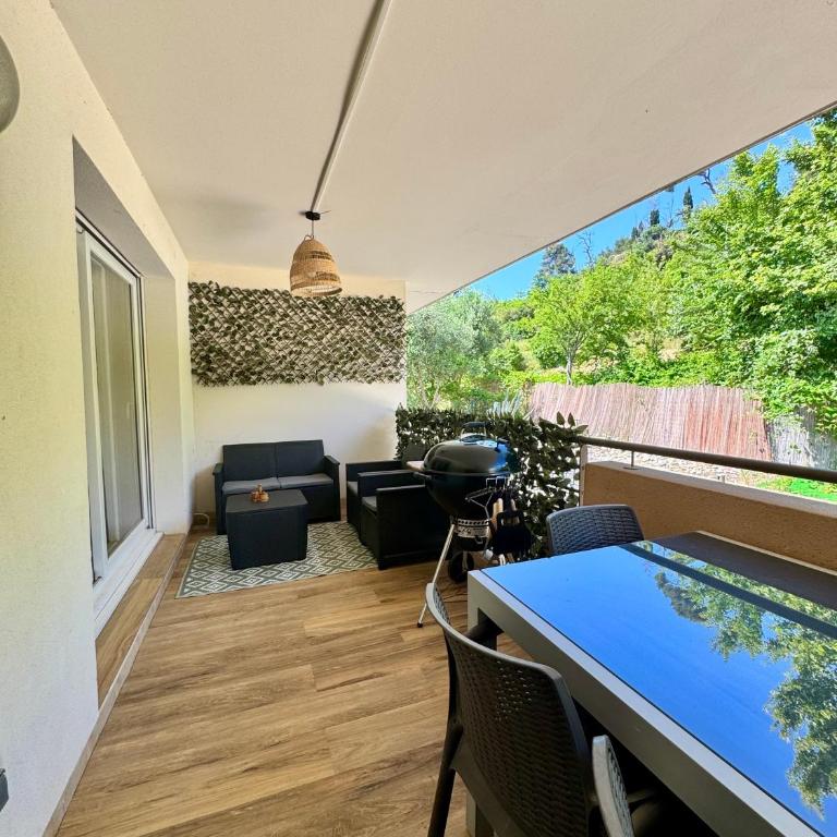 Appartement T3 avec terrasse et parking dans petite résidence fermée et calme , proche de toutes commodités - Apartment mit 2 Schlafzimmern - 1