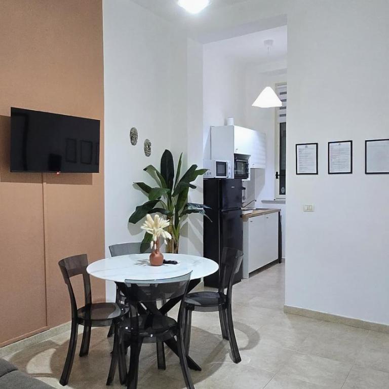 Kasa in Centro INTERO APPARTAMENTO - Appartamento con 2 Camere da Letto - 4