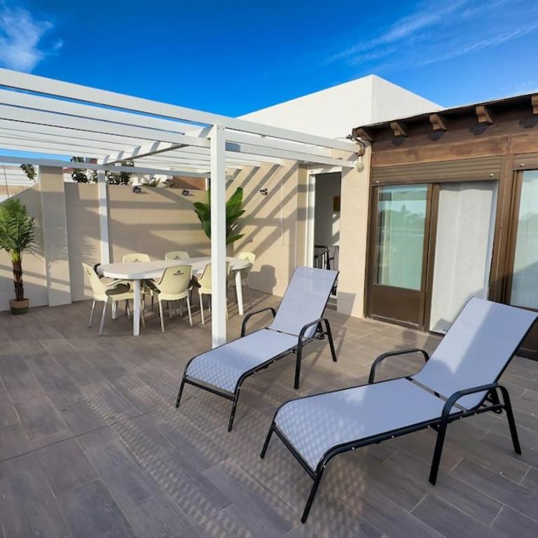 Ático Dúplex con vistas al Mar - Apartamento de 2 dormitorios - 1