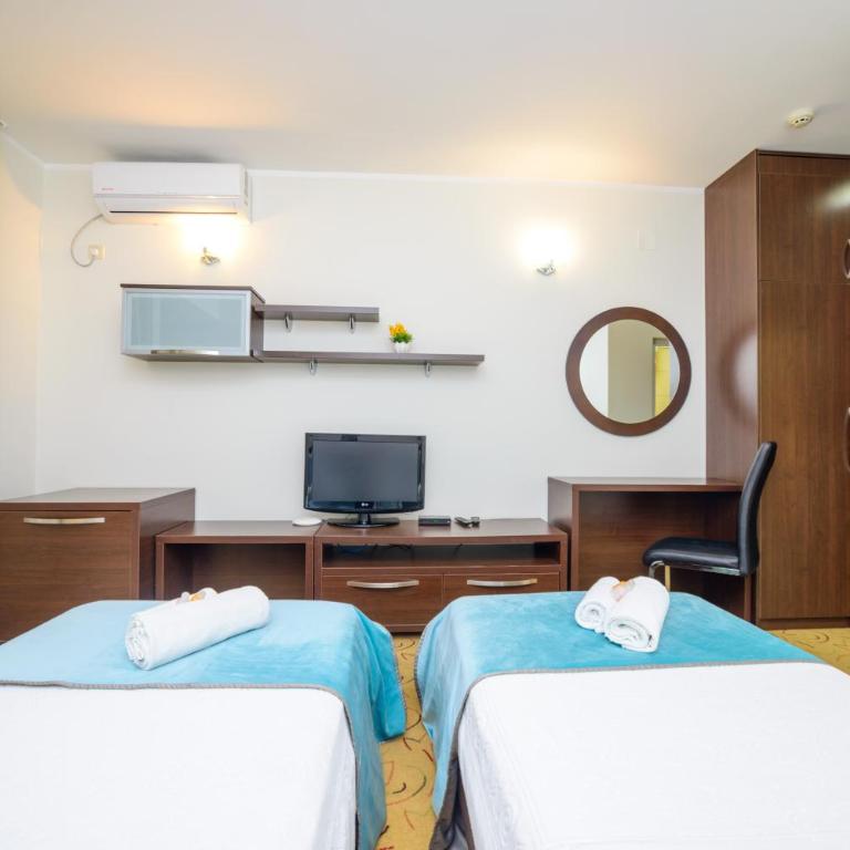 Hotel Odissey Jaz - Standardna Dvokrevetna Soba sa Zasebnim Krevetima - 4