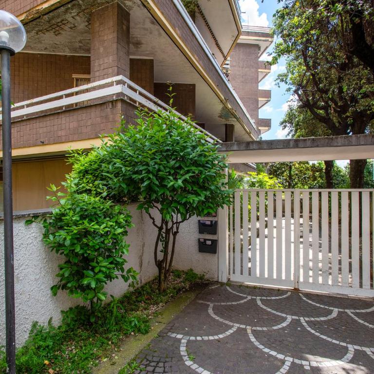 6 fermate dal Centro, Residenza Marchese Roma - Appartamento con 2 Camere da Letto - 48