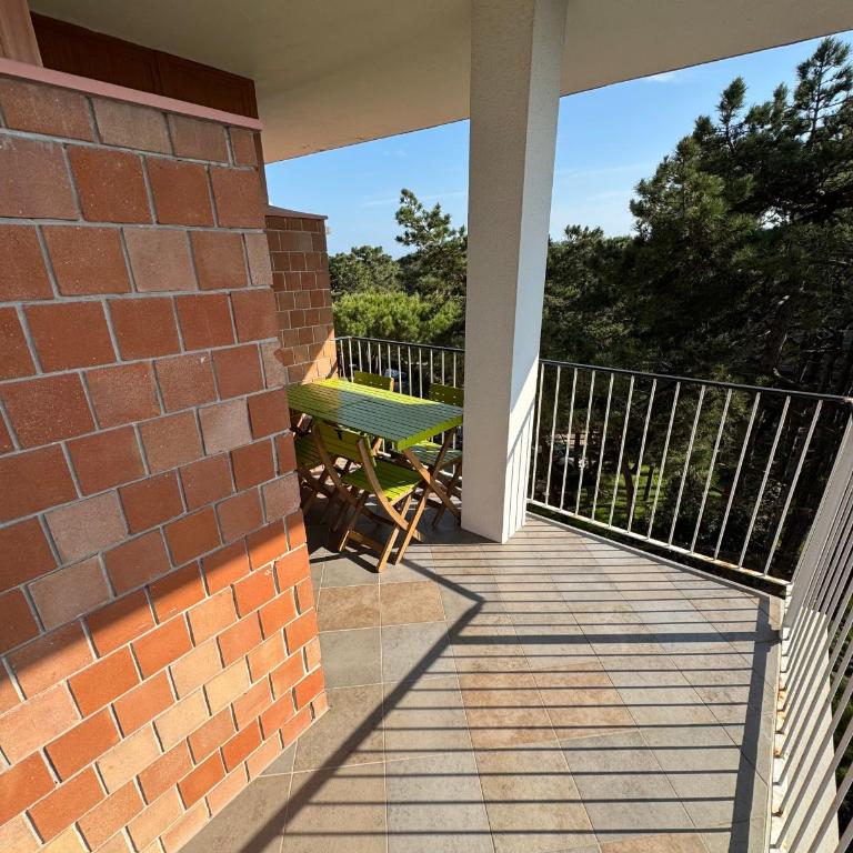 Appartamento in centro con vista - parcheggio gratuito e Wi-Fi - Appartamento con 2 Camere da Letto - 24