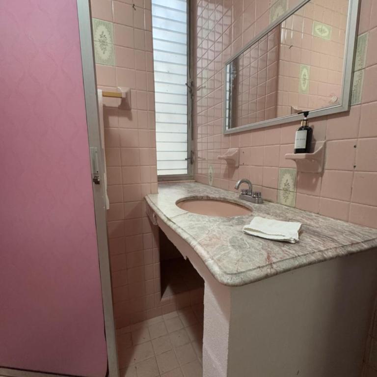 Mona Lisa - One-Bedroom Apartment - 16