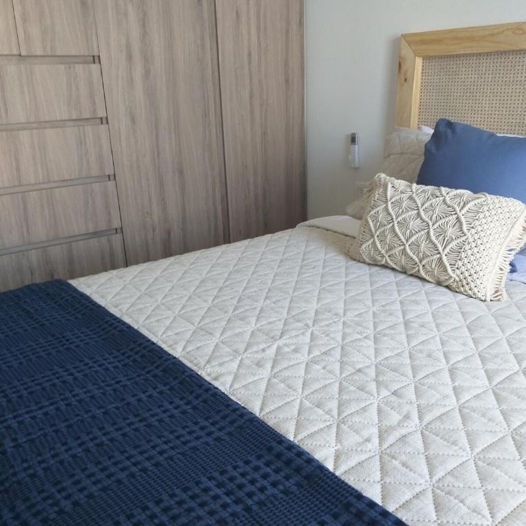 Mazablue depa en laguna con playas artificiales - Two-Bedroom Apartment with Resort View - 18