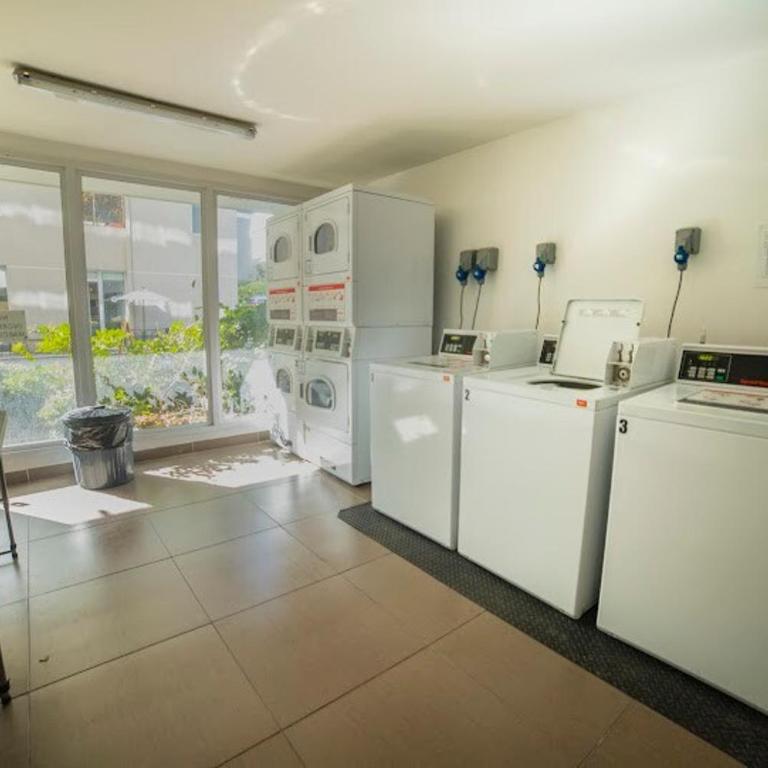 Alto Family Fun 2BR Pool & BBQ Thrills - Apartamento - 33