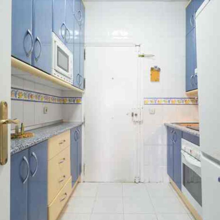 Benalbeach Seaview 3 bedroom appartement - One-Bedroom Apartment - 4