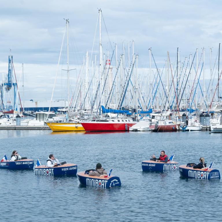 La SébaïaVie - Two-Bedroom Apartment with Balcony and Sea View - 37